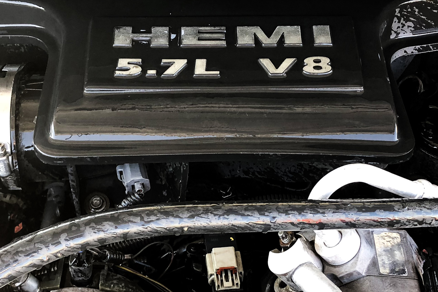 HEMI® 5.7 Liter V8 | Dodge Durango | BBB Rent a Car