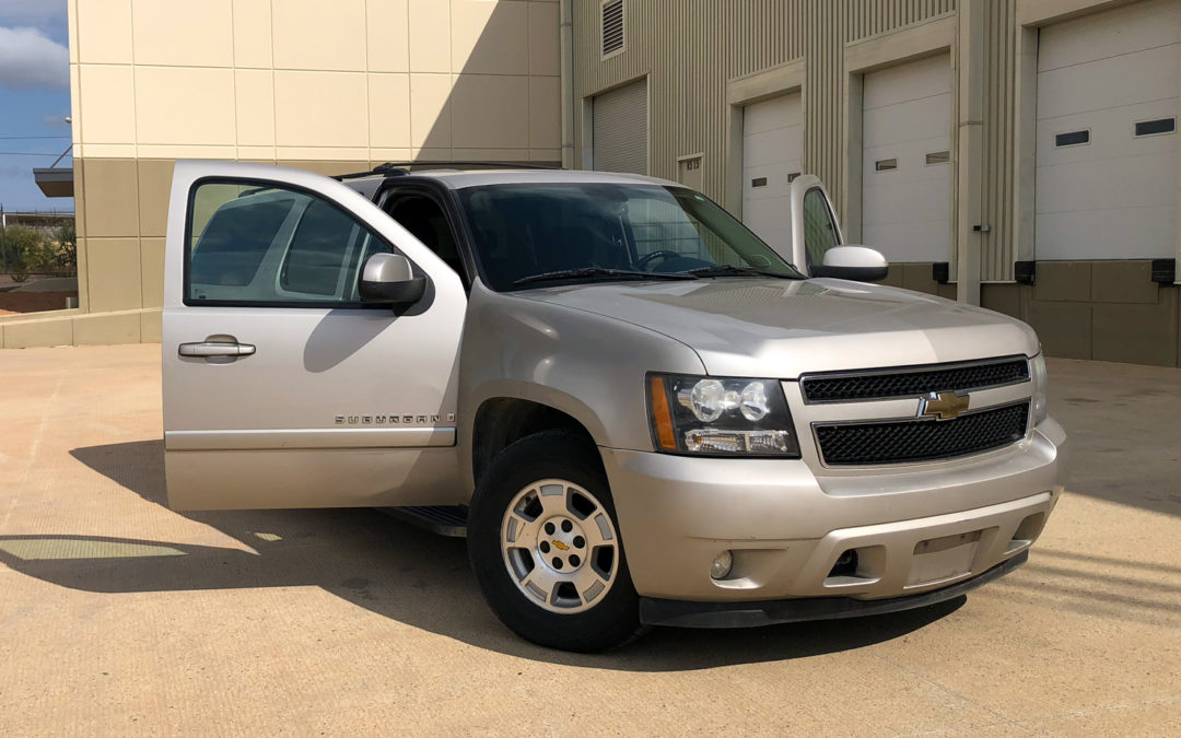 Chevrolet Suburban SUVs 8 pasajeros (Tamaño Completo)