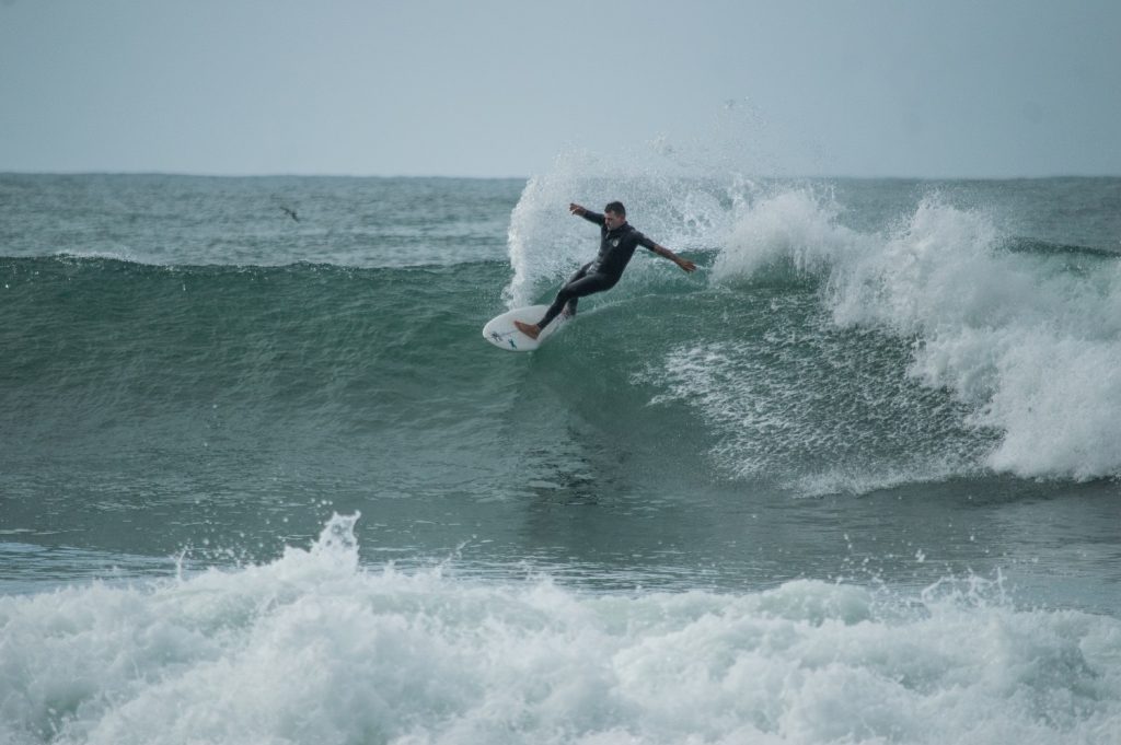 Mejores Lugares para Surfear en Cabo San Lucas