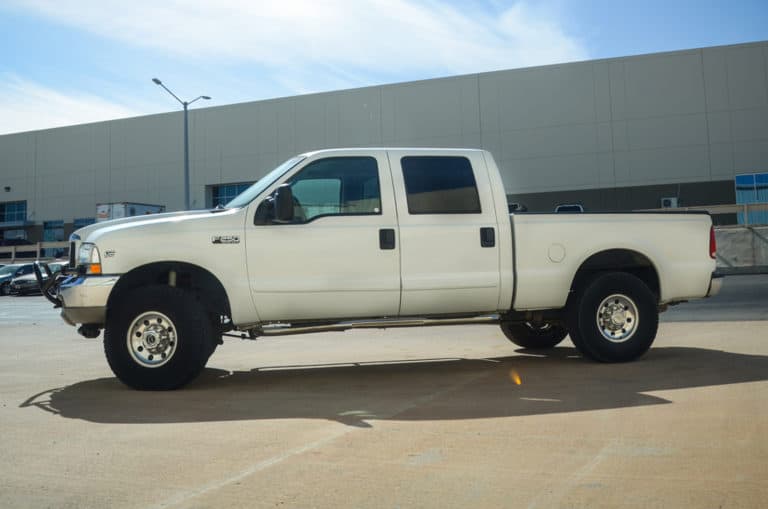 Ford Super Duty F250 4X4 Pickup (4 Doors) BBB Rent a Car