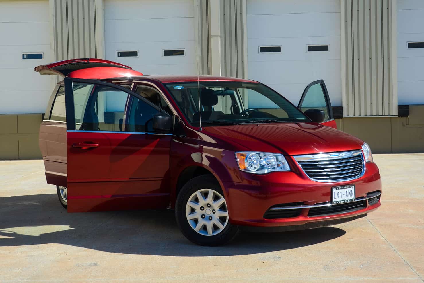 Chrysler Town & Country Family Van • BBB Rent a Car Los Cabos