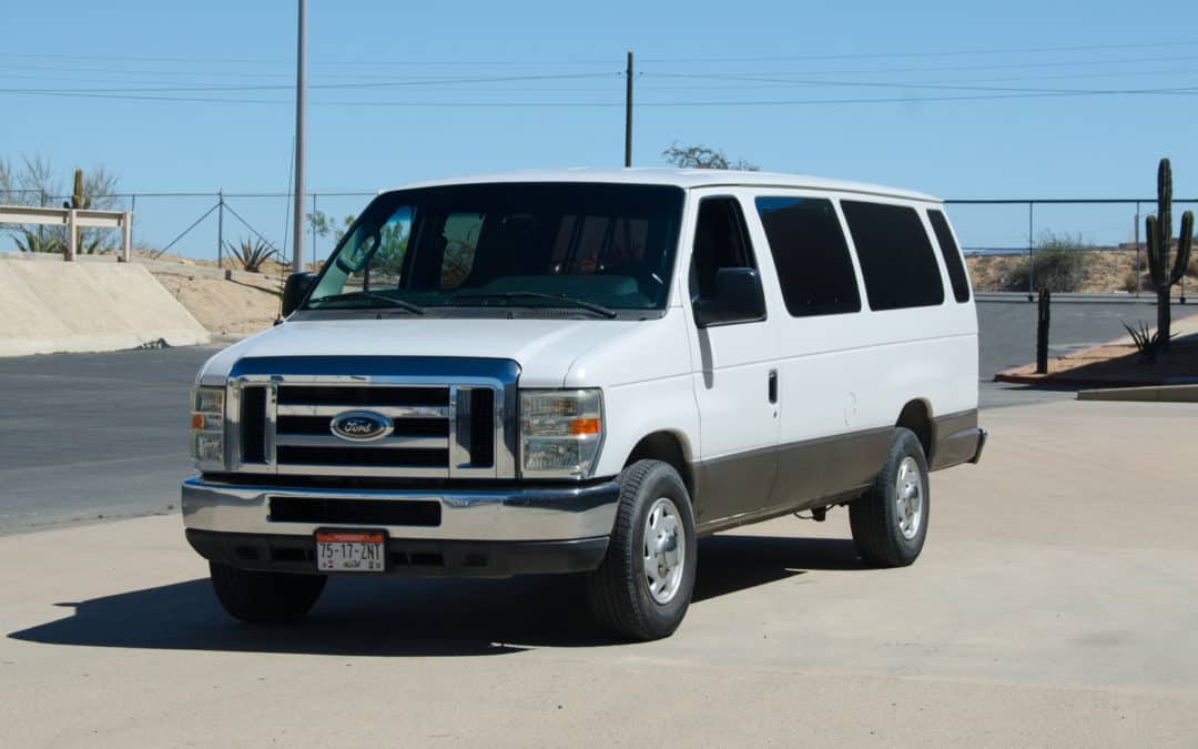 Ford E350 Super Duty Vans (12-15 Passengers) Copy