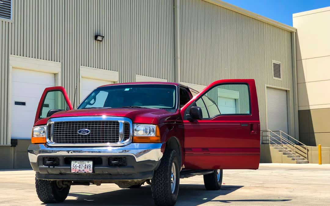 Suv rental in Cabo San Lucas Ford Excursion ( Super Sized 4X4 SUV)
