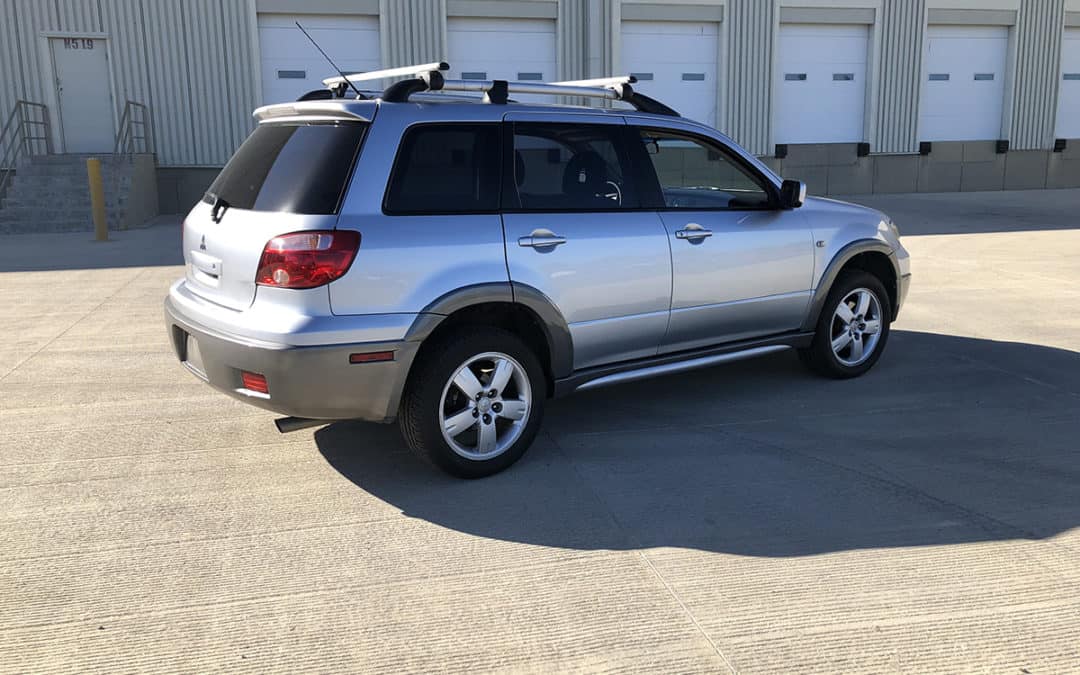Rent Mitsubishi Outlander Los Cabos